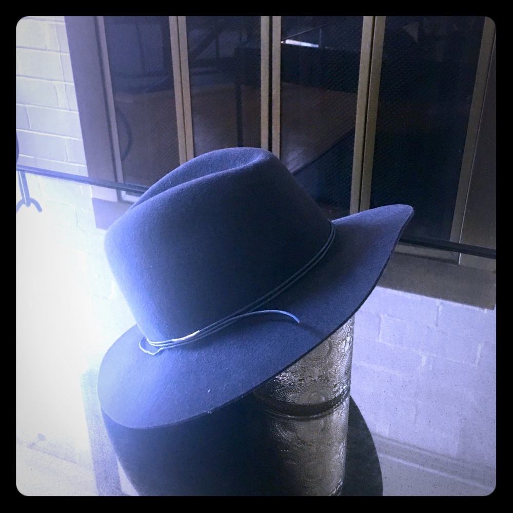 Hat Attack dark gray wool felt hat